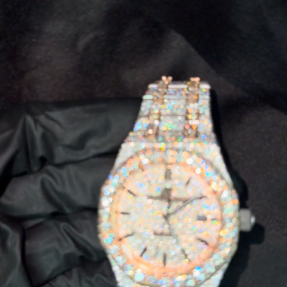 Bust down AP watch VVS clarity